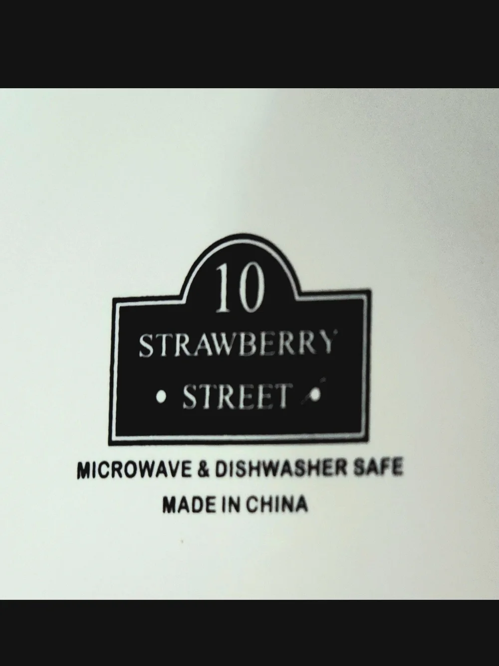 10 Strawberry Street four piece